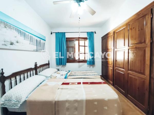 Chalet adosado en avenida de la Libertad