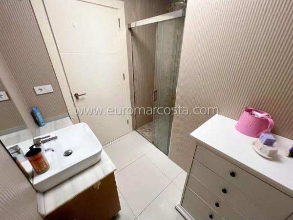 Chalet adosado en Urbanización los Estaños