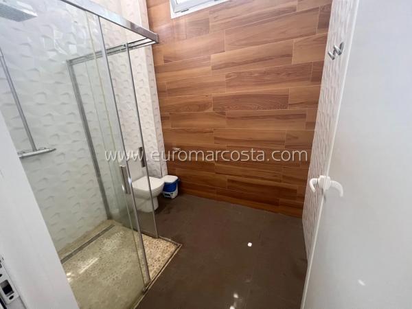 Chalet adosado en Urbanización los Estaños