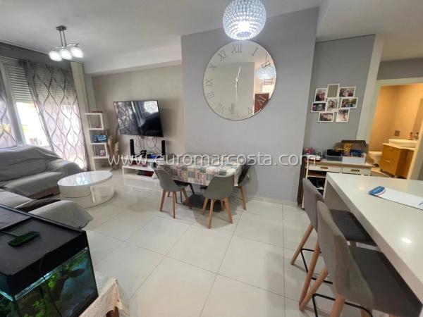 Chalet adosado en Urbanización los Estaños