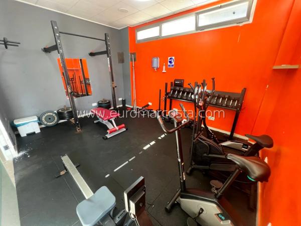 Chalet adosado en Urbanización los Estaños