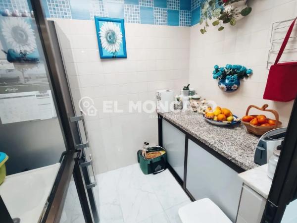 Chalet adosado en calle les Vinyes