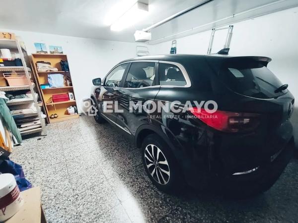 Chalet adosado en calle les Vinyes