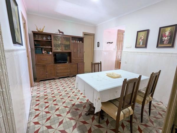 Chalet en Zona Pueblo