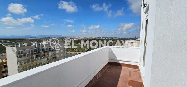 Dúplex en calle Basilio Paredes