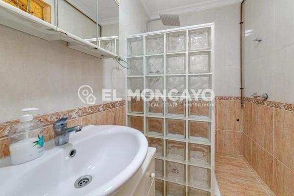 Chalet adosado en calle Sant Francesc