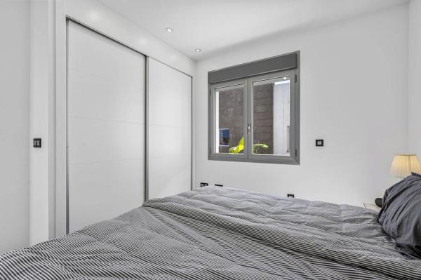 Casa independiente en calle la Malva Rosa