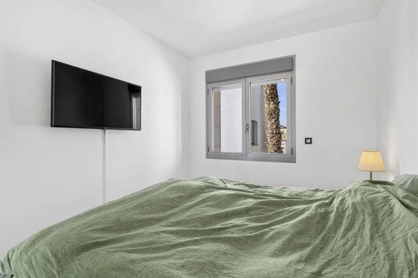 Casa independiente en calle la Malva Rosa