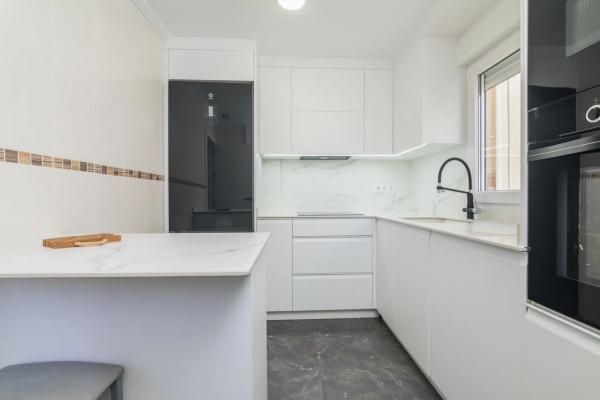 Chalet adosado en calle Cortes Valencianas - Guardamar del Segura s/n