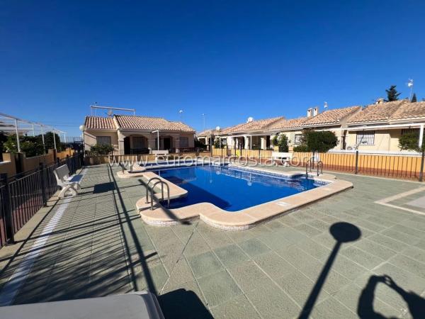 Chalet pareado en Urbanización Pinomar