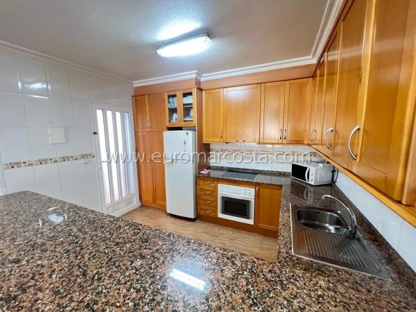 Chalet pareado en Urbanización Pinomar