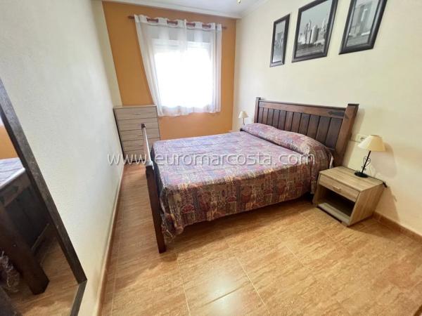 Chalet pareado en Urbanización Pinomar