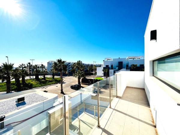 Casa independiente en avenida el Fenoll, 21