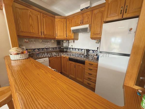 Chalet adosado en calle Austria