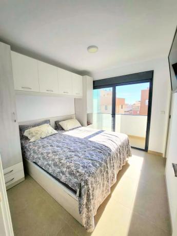 Chalet adosado en calle Callosa