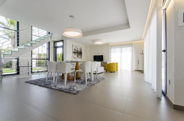 Amay Deluxe Modelo Penelopa