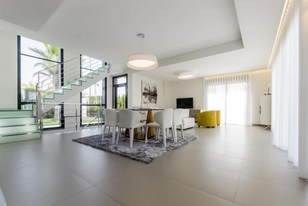 Amay Deluxe Modelo Penelopa