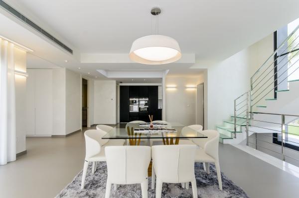 Amay Deluxe Modelo Penelopa