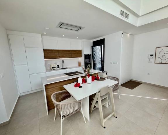 Casa independiente en calle Daya Nueva, 27