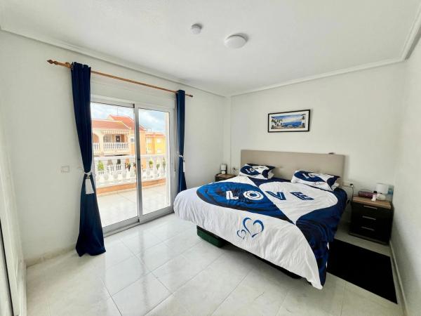 Chalet adosado en CL Orense