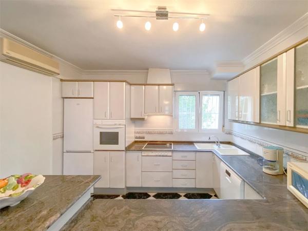 Casa independiente en calle Murillo