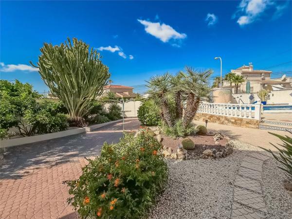 Casa independiente en calle Murillo