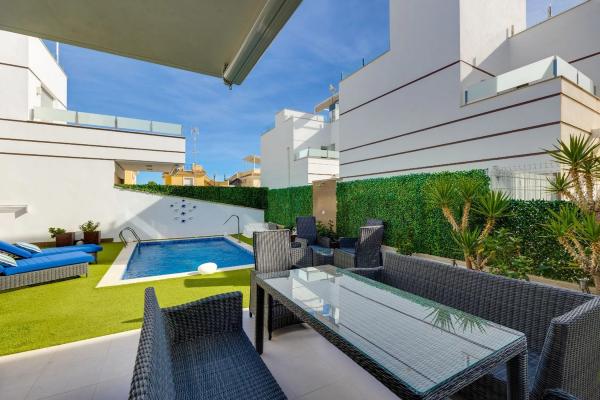 Casa independiente en avenida Jerez de la Frontera, 98