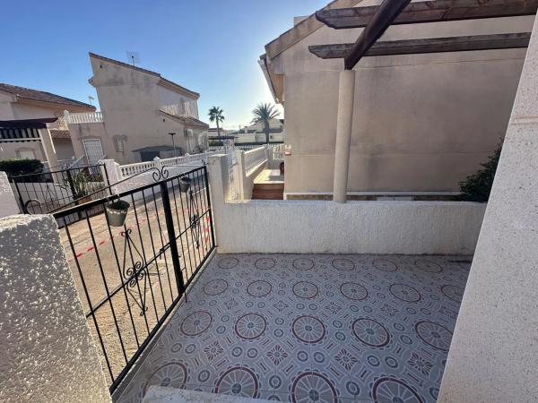 Dúplex en avenida Garcia Rubira