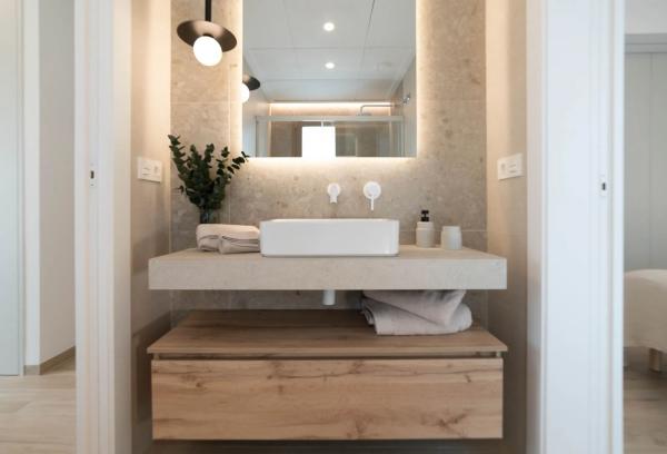 Chalet pareado en calle Teruel