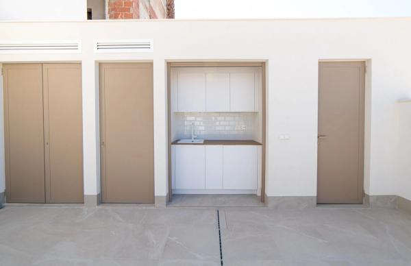 Chalet pareado en calle Teruel