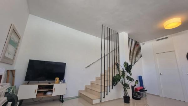 Chalet pareado en calle Numero 5