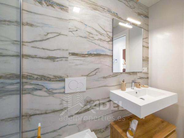 Casa independiente en calle Gerona