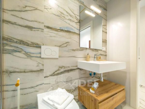 Casa independiente en calle Gerona