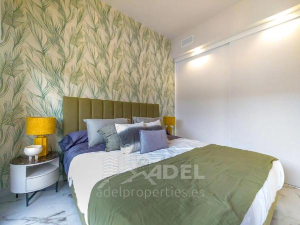 Casa independiente en calle Gerona