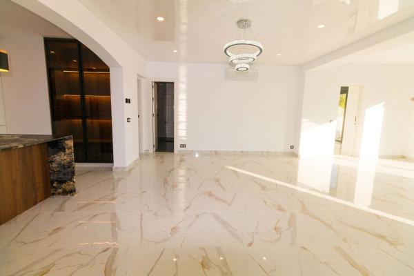 Casa independiente en avenida de La Costa Azul