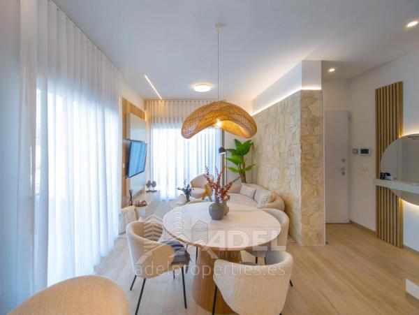 Casa independiente en calle Soria