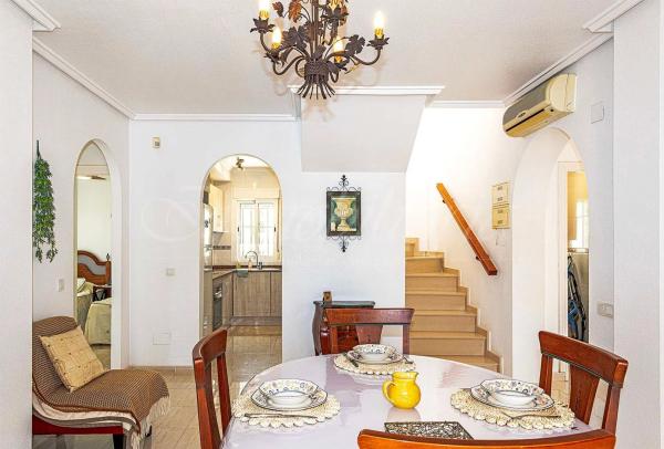 Casa independiente en calle Sierra de Tentudia