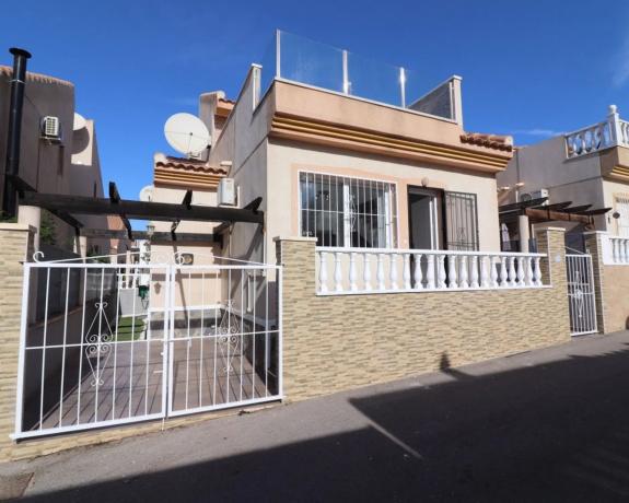 Casa independiente en calle Gaudí, 26