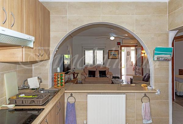 Chalet pareado en calle los Arcos