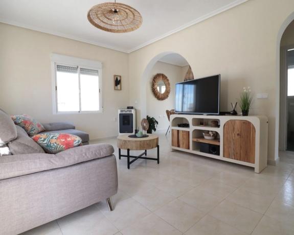 Casa independiente en calle Apatita s/n