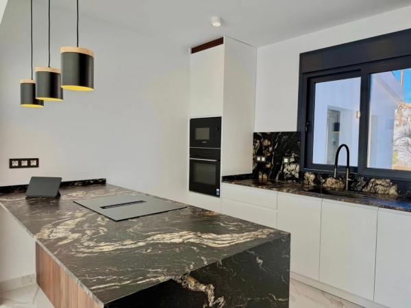 Chalet en avenida de La Costa Azul, 64