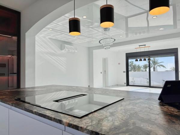 Chalet en avenida de La Costa Azul, 64