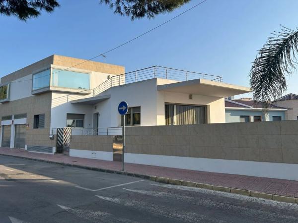 Chalet adosado en Malecón del Soto