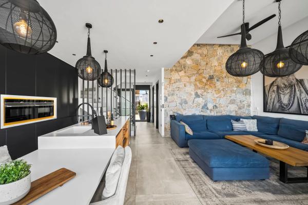 Casa independiente en avenida del Recorral