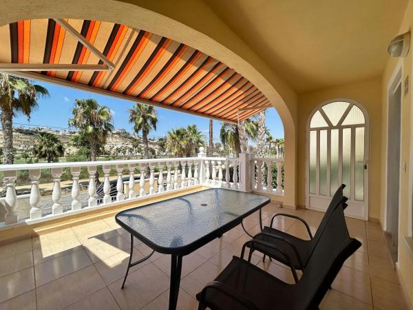 Chalet pareado en Gr Residencial Golf