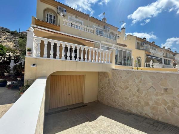 Chalet pareado en Gr Residencial Golf