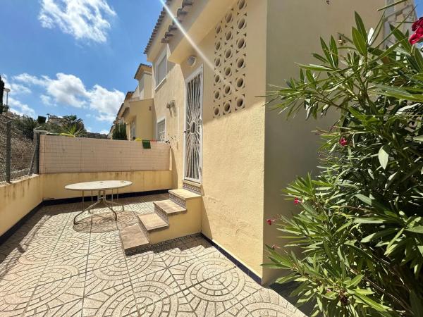 Chalet pareado en Gr Residencial Golf