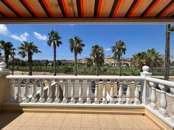 Chalet pareado en Gr Residencial Golf