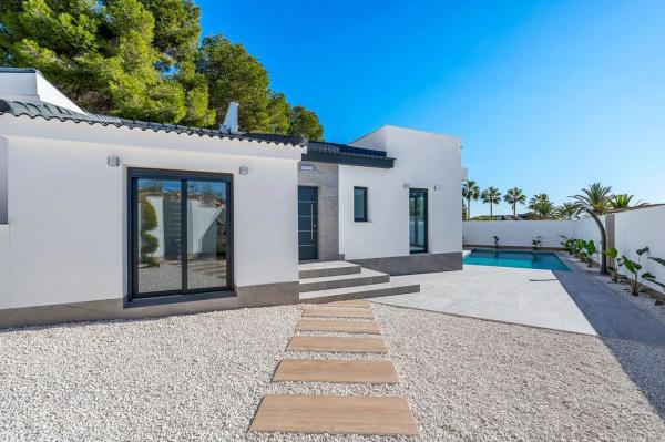 Chalet en avenida de La Costa Azul, 64