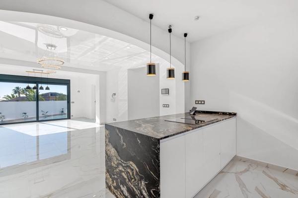 Chalet en avenida de La Costa Azul, 64